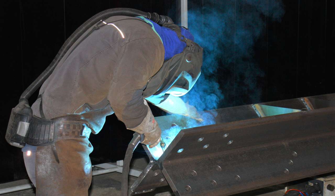 AGO Stahlbau Neuwied GmbH - Das Unternehmen